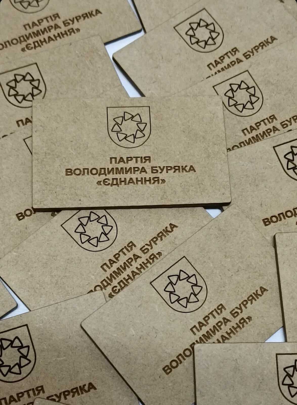 0 02 05 0a0a1eafdc6515ddc551e22a44c03d32ef95ec1c35b370443a4b80a7c877d126 a7053a91599cd632 optimized